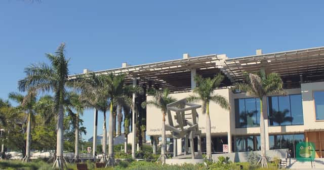 Bayside and the Pérez Art Museum