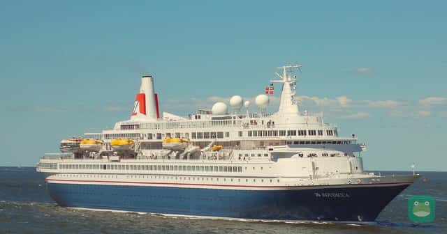 Boudicca on the Elbe near Cuxhaven, July 2018