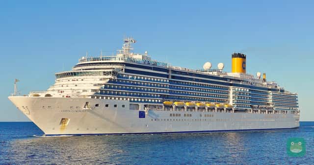 Costa Luminosa entering Fremantle, Western Australia, on a world cruise, 2016