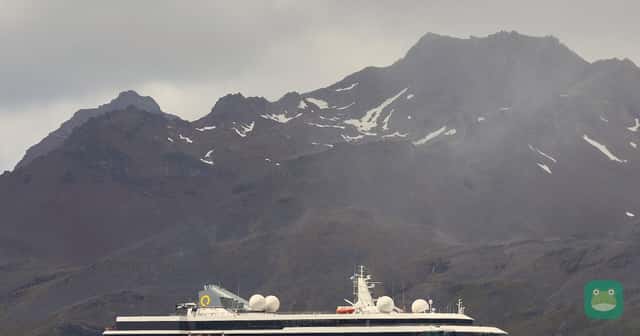 World Explorer at Fortuna Bay, South Georgia